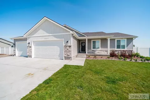 5081 Smith Dr, Iona, ID 83427 photo 1