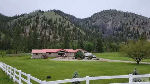 10 Cameron Dr, North Fork, ID 83466 photo 1