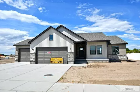 562 Meadow Ave, Rigby, ID 83442 photo 1