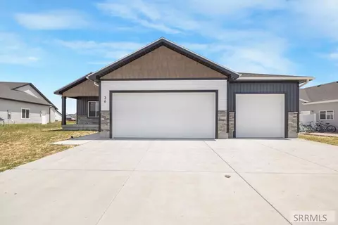 36 N White Pine Ln, Rigby, ID 83442 photo 1