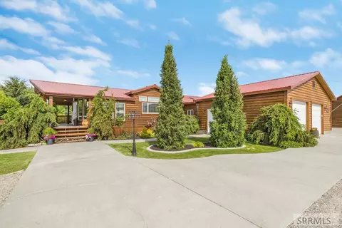 4027 E Lincoln Rd, Idaho Falls, ID 83401