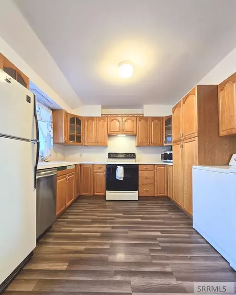 Kitchen - 238 Louise Dr, Arco, ID 83213 photo 1 of 2