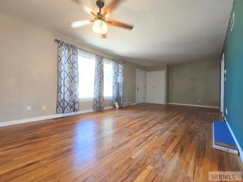 Living - 238 Louise Dr, Arco, ID 83213 photo 1 of 4