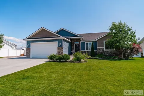 5184 Tanner Dr, Iona, ID 83427 photo 1