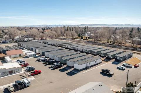 788 S Broadway St, Blackfoot, ID 83221