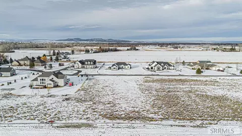 3897 Taylor Ln, Rexburg, ID 83440 photo 1
