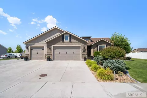 3827 Hazelwood Way, Ammon, ID 83406 photo 1