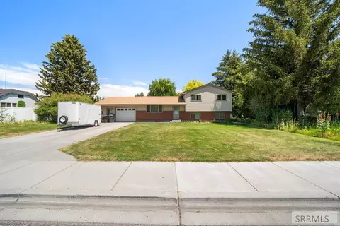 226 W Center St, Firth, ID 83236