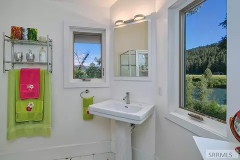 Bath - 169 Raven Rd, Irwin, ID 83428 photo 5 of 5
