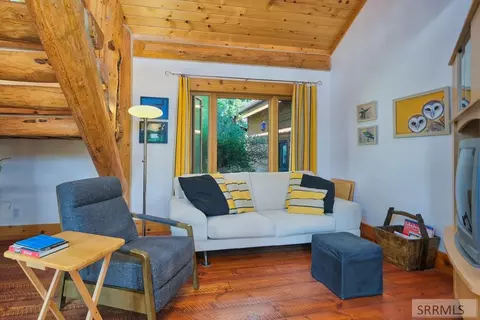 Living - 169 Raven Rd, Irwin, ID 83428 photo 4 of 5