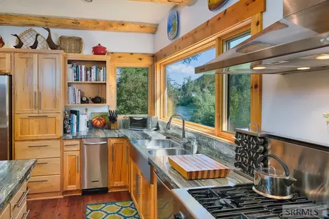 Kitchen - 169 Raven Rd, Irwin, ID 83428 photo 3 of 4