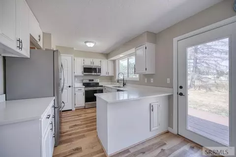Kitchen - 3815 E 200 N, Rigby, ID 83442 photo 1 of 3
