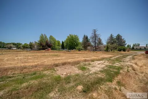 Exterior - 3815 E 200 N, Rigby, ID 83442 photo 2 of 3