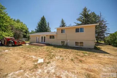 Exterior - 3815 E 200 N, Rigby, ID 83442 photo 1 of 3