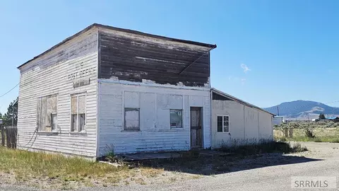 204 Galena St, Leadore, ID 83464