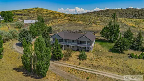 984 E Butte Rd, Menan, ID 83434 photo 1