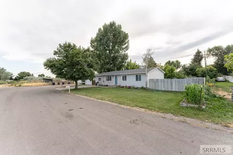 404 S Pine St, Firth, ID 83236 photo 1