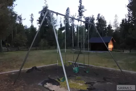 1650 Shadow Loop S, Ashton, ID 83429 photo 24