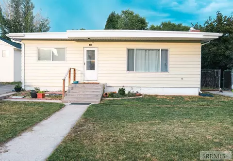 133 S 4th W, Rexburg, ID 83440 photo 1