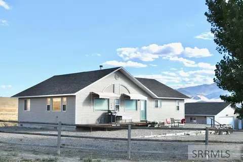 22 Sagebrush Ave, Salmon, ID 83467