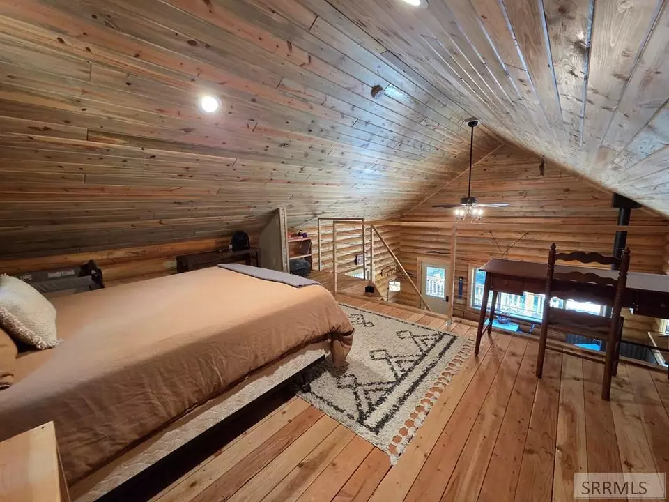 Bedroom - 3361 N Hwy 93, Gibbonsville, ID 83463 photo 5 of 7