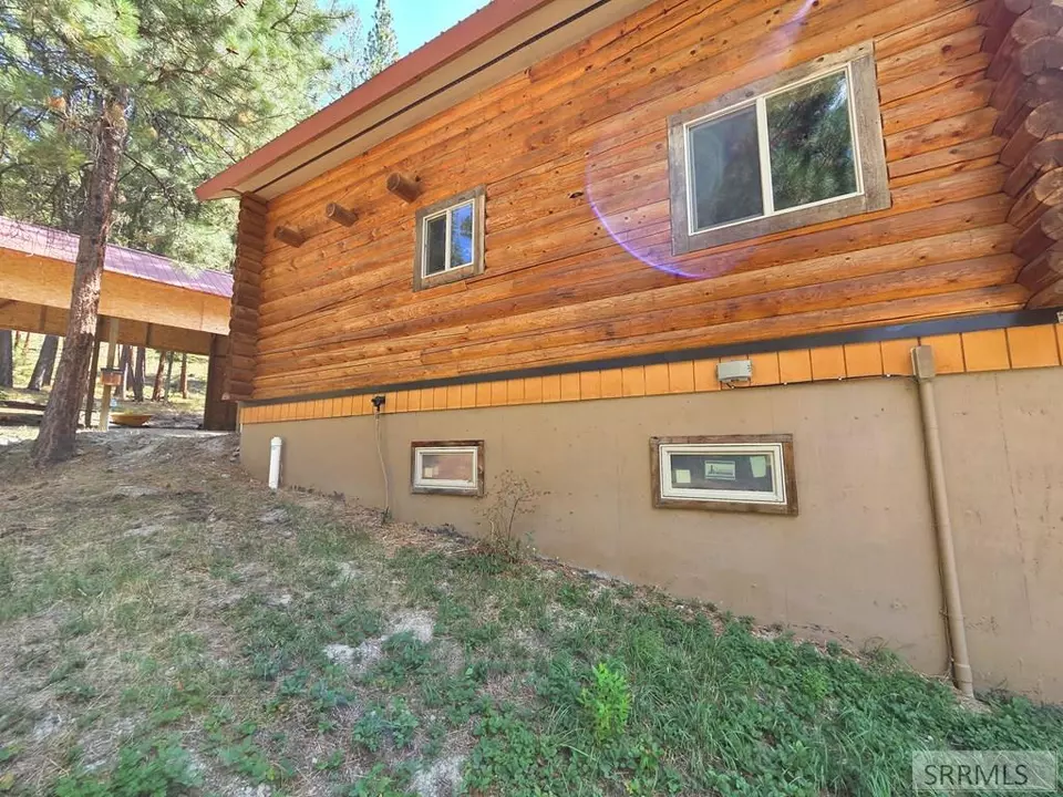 Exterior - 3361 N Hwy 93, Gibbonsville, ID 83463 photo 15 of 35