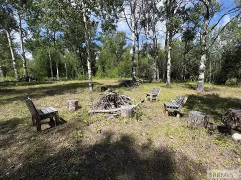 Exterior - 9885 Challis Creek Rd, Challis, ID 83226 photo 6 of 11