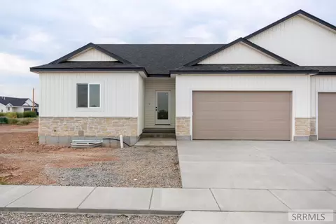 3706 E Felix Way, Ammon, ID 83401
