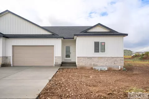 3694 E Felix Way, Ammon, ID 83401
