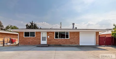 2710 E 17th St, Ammon, ID 83406