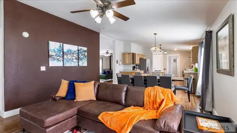 Living - 624 Easy St, Driggs, ID 83422 photo 5 of 5