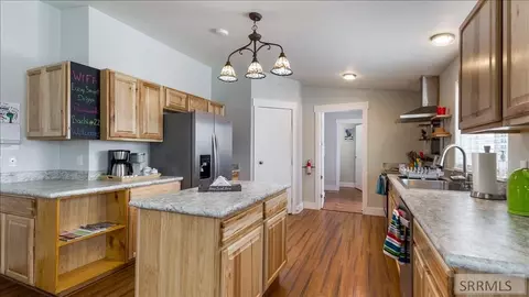 Kitchen - 624 Easy St, Driggs, ID 83422 photo 3 of 4