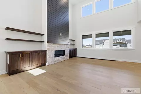 Living - 609 Hillside Dr, Rexburg, ID 83440 photo 6 of 8