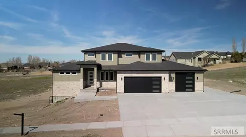 Exterior - 609 Hillside Dr, Rexburg, ID 83440 photo 4 of 8