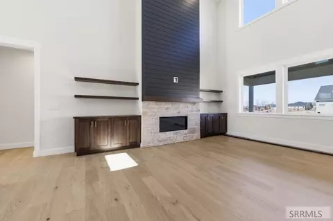Living - 609 Hillside Dr, Rexburg, ID 83440 photo 5 of 8