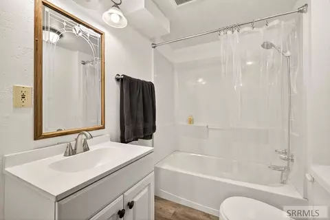 Bath - 138 N 4100 E, Rigby, ID 83442 photo 3 of 3