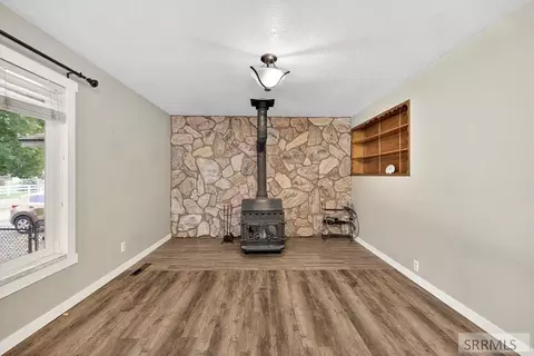 Living - 138 N 4100 E, Rigby, ID 83442 photo 3 of 4