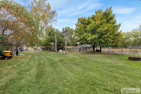 Exterior - 138 N 4100 E, Rigby, ID 83442 photo 4 of 6
