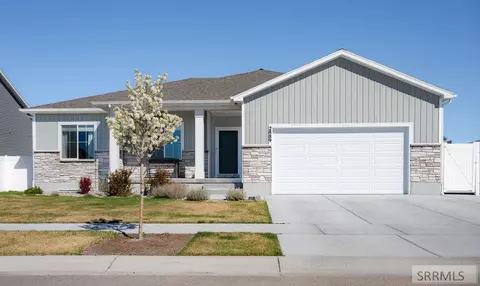 2889 N Curlew Dr, Idaho Falls, ID 83406