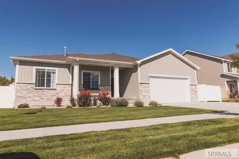 2889 N Curlew Dr, Idaho Falls, ID 83406