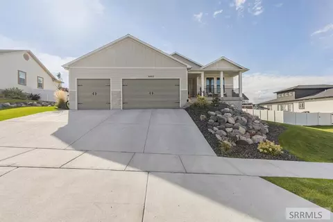6482 Crown Cres, Ammon, ID 83406 photo 1