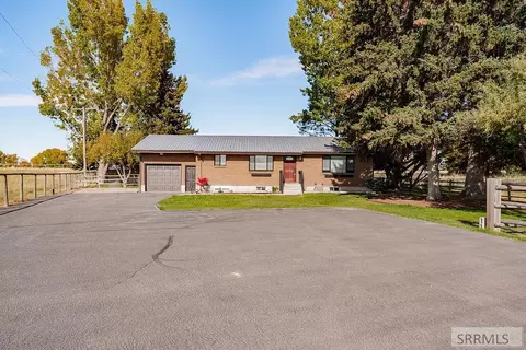4665 E Bailey Ln, Ammon, ID 83406
