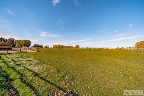 Exterior - 4665 E Bailey Ln, Ammon, ID 83406 photo 14 of 16