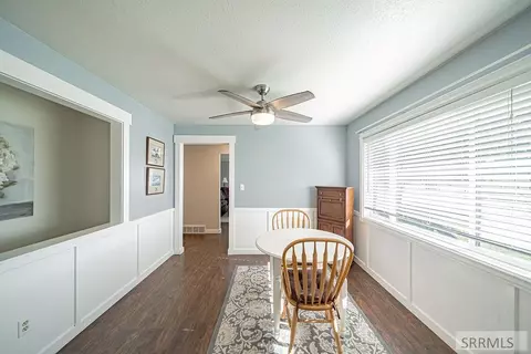 Dining - 4665 E Bailey Ln, Ammon, ID 83406 photo 1 of 2