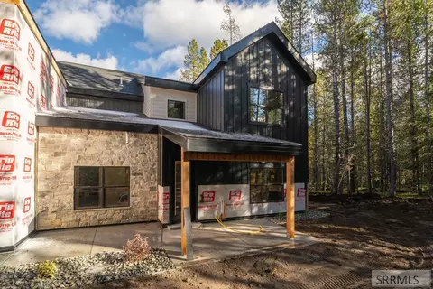 4353 Yeti Ln, Island Park, ID 83429