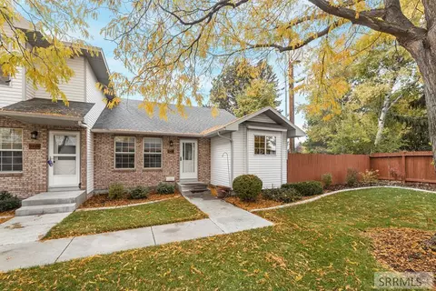 2424 S St Clair Ave, Idaho Falls, ID 83404