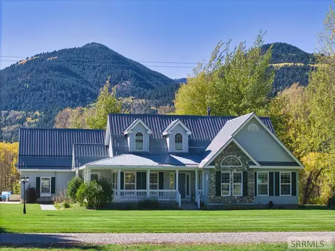 204 Riverwood Dr, Irwin, ID 83428
