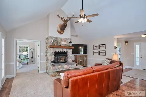 204 Riverwood Dr, Irwin, ID 83428 photo 6