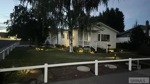 307 E 3rd N, Saint Anthony, ID 83445 photo 1