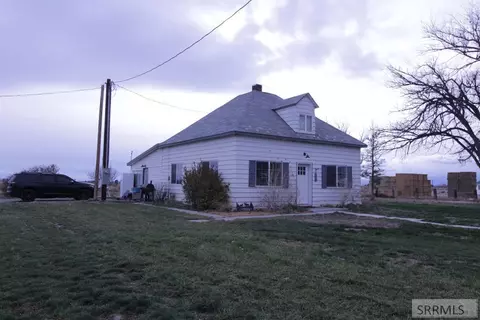 2967 W 2400 N, Arco, ID 83213